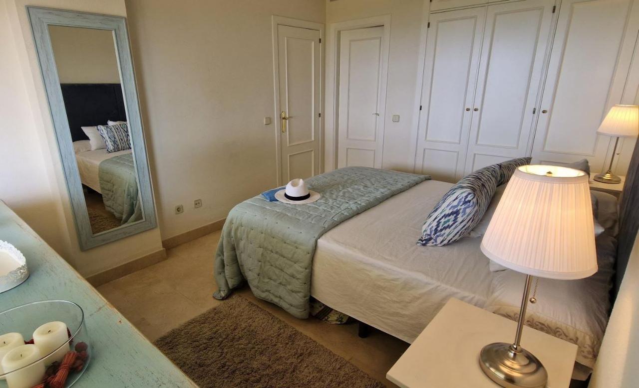 Beachfront Neptuno I, Complex,Views,Pool,Garden, Elviria Μαρμπέλλα Εξωτερικό φωτογραφία