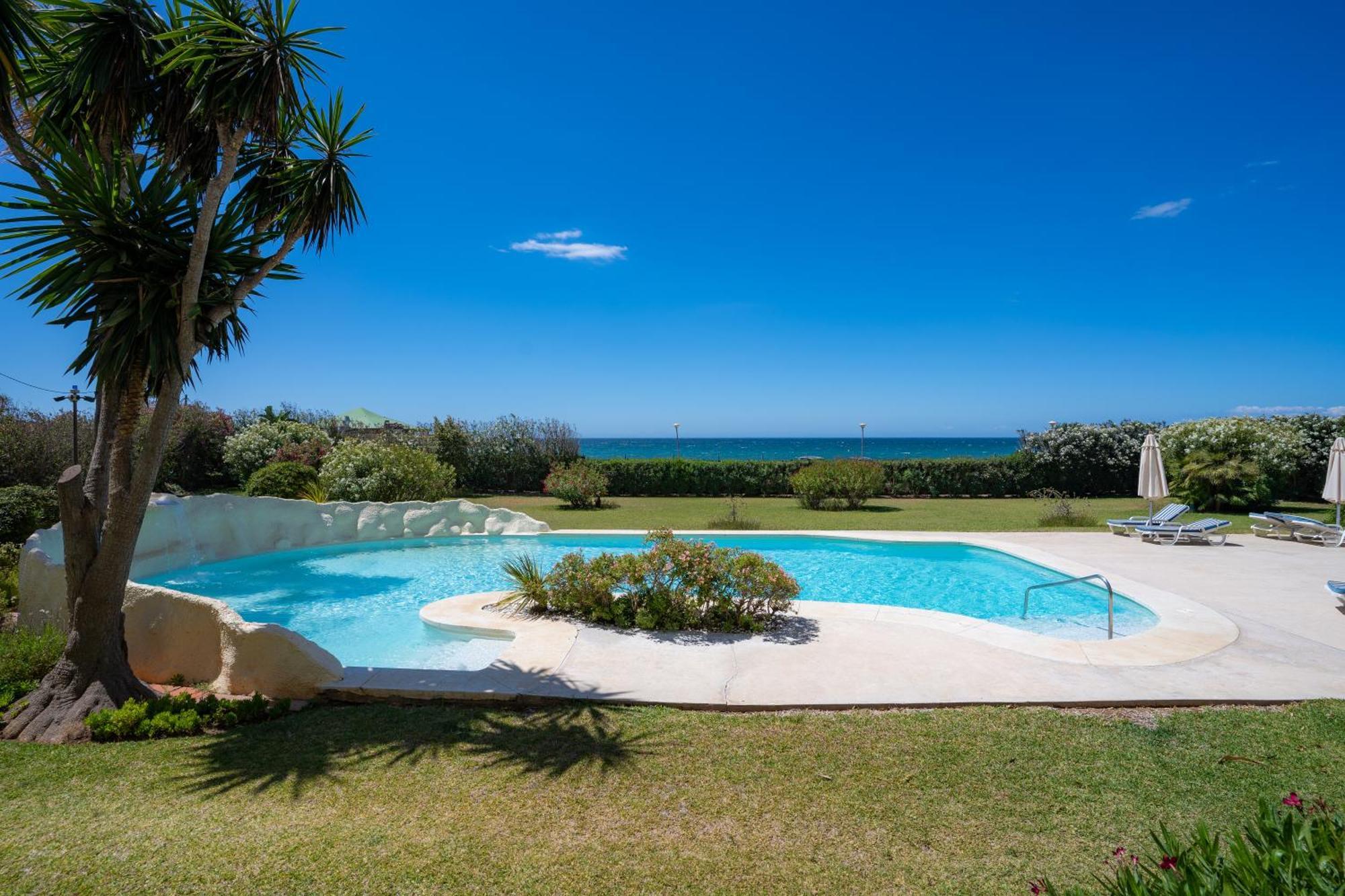Beachfront Neptuno I, Complex,Views,Pool,Garden, Elviria Μαρμπέλλα Εξωτερικό φωτογραφία